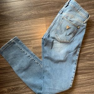 Guess jeans - Power stretch skinny 💙